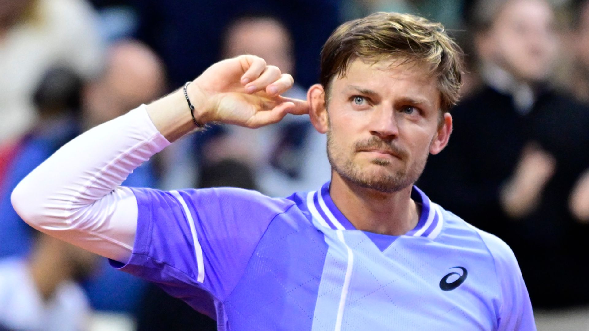 Goffin fumes at French Open: 'Someone spat their chewing gum at me'