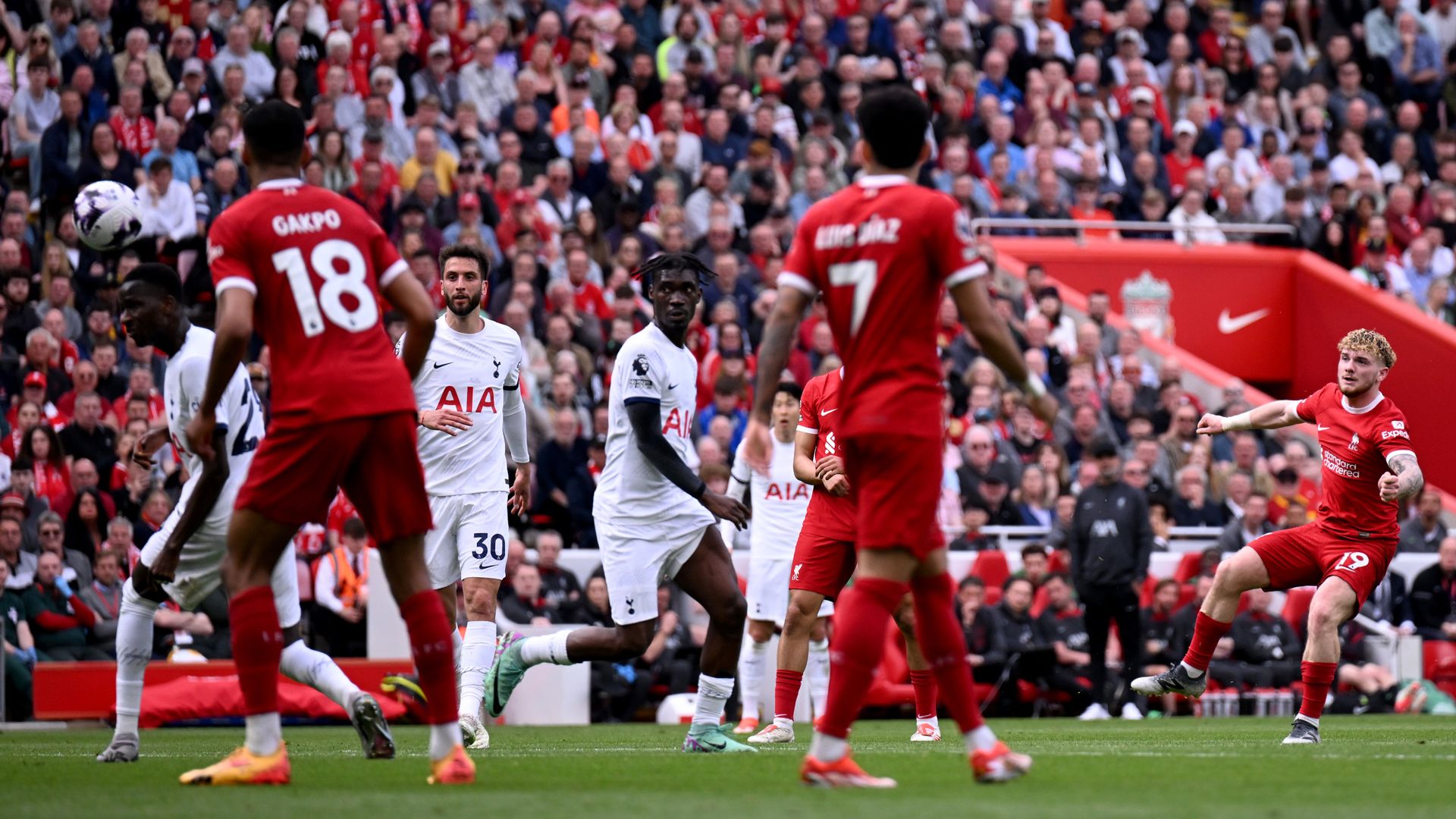 Elliott scores stunner as Liverpool hit four past Spurs LIVE!