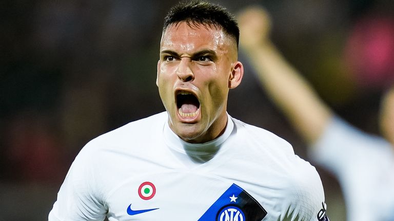 LAUTARO MARTINEZ: Mit 24 Treffern und sechs Vorlagen führte der Argentinier seine Mannschaft zur Meisterschaft in der Serie A. Der Torschützenkönig wurde zudem noch in Italien zum Spieler der Saison gewählt.