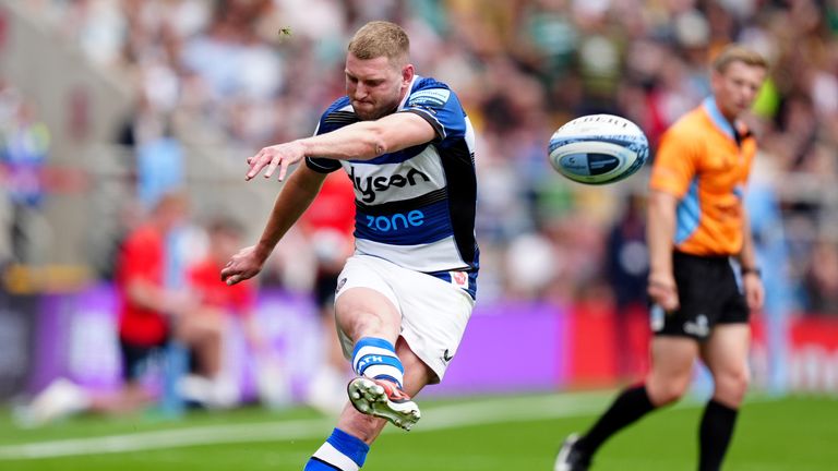 Finn Russell struck through the opening points of the final with a penalty