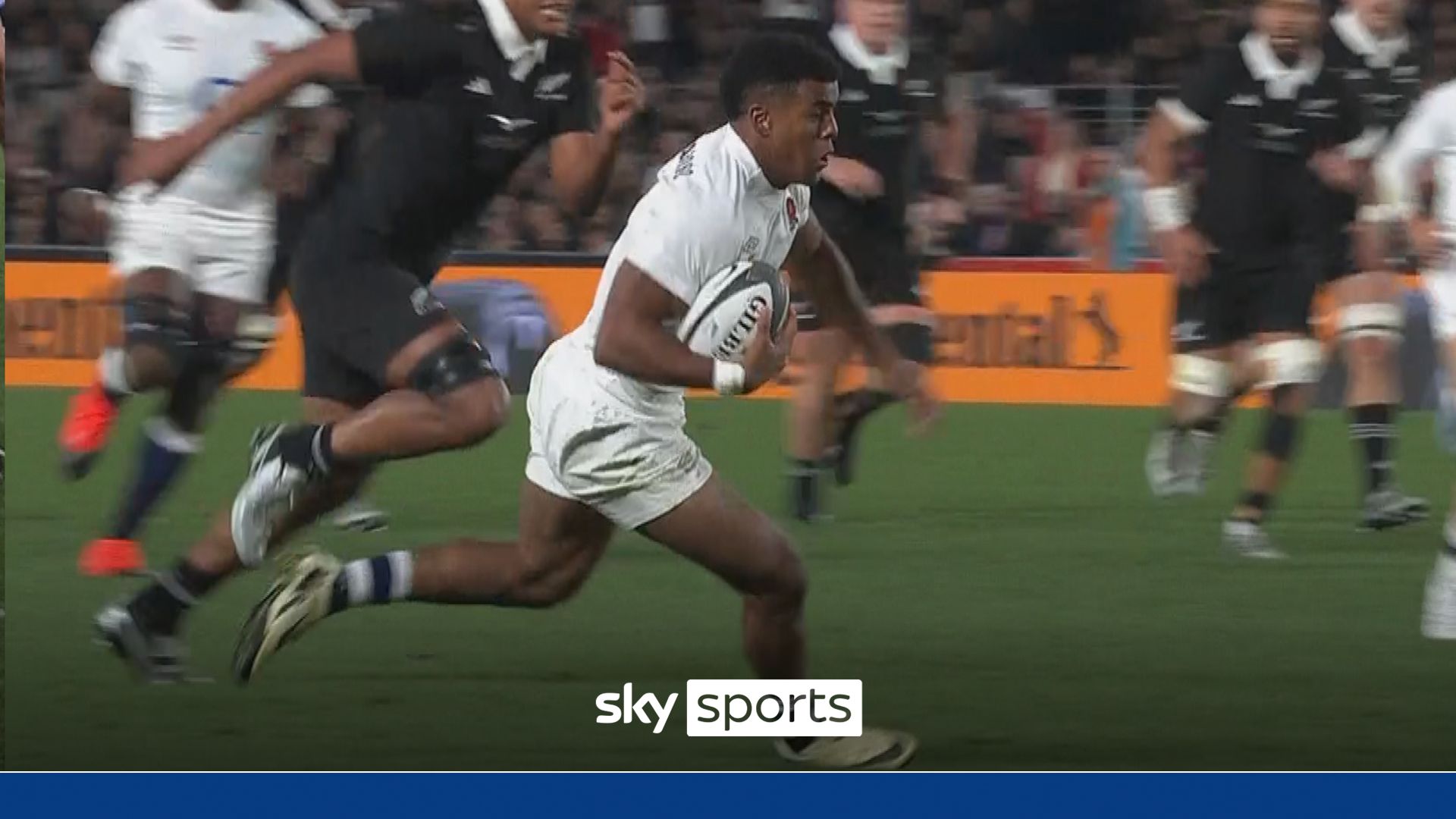 Feyi-Waboso crosses for first England try