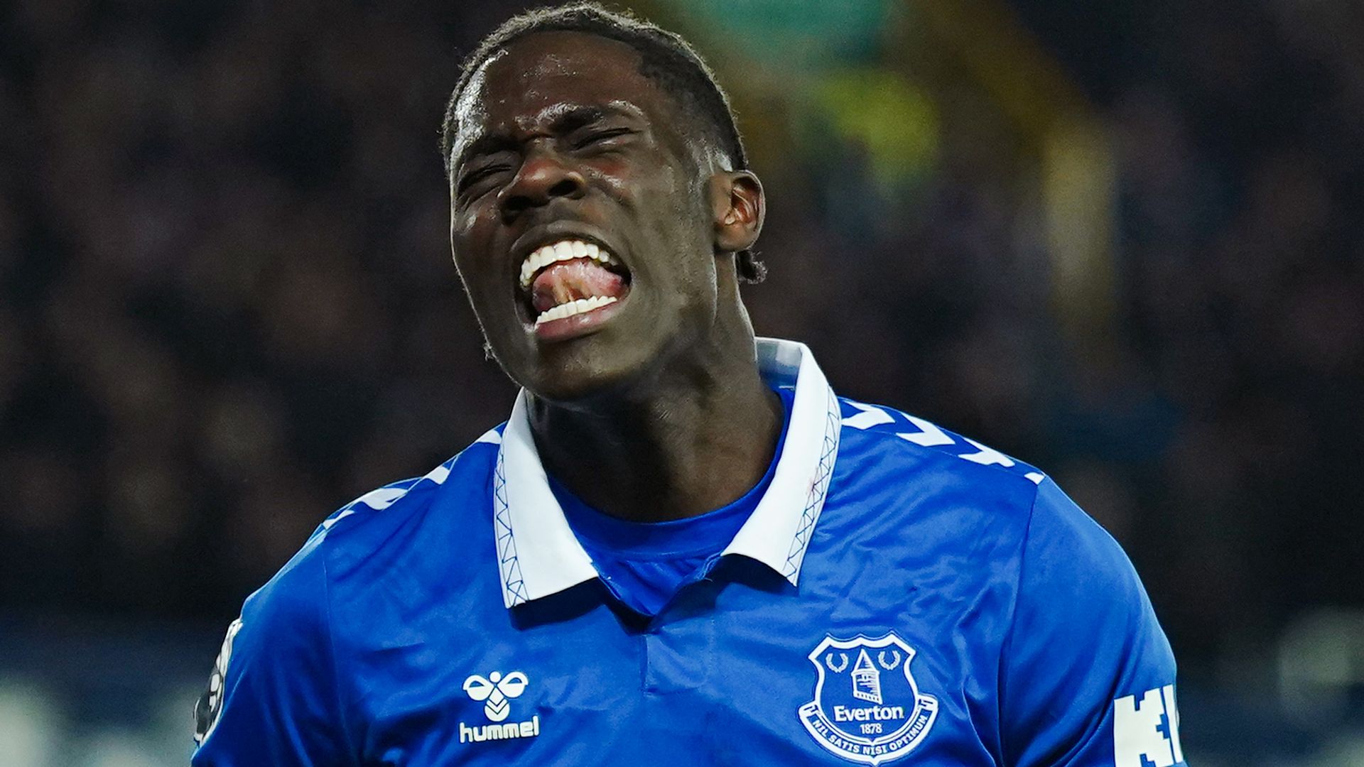Aston Villa in talks for £50m Onana deal