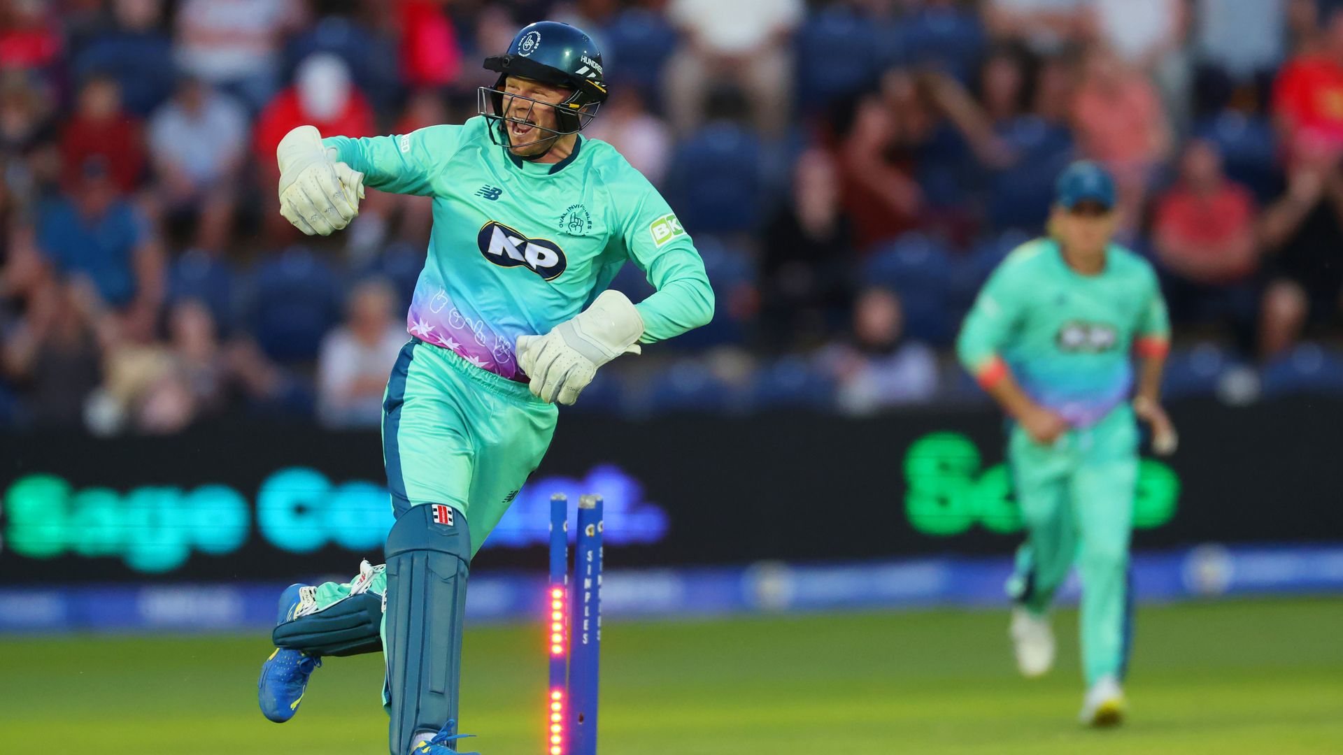 Oval Invincibles seamers rip through Welsh Fire in narrow win