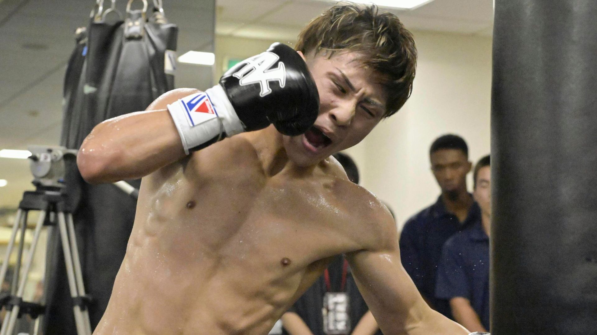 Doheny must be aggressive and 'jump on' Inoue like Nery