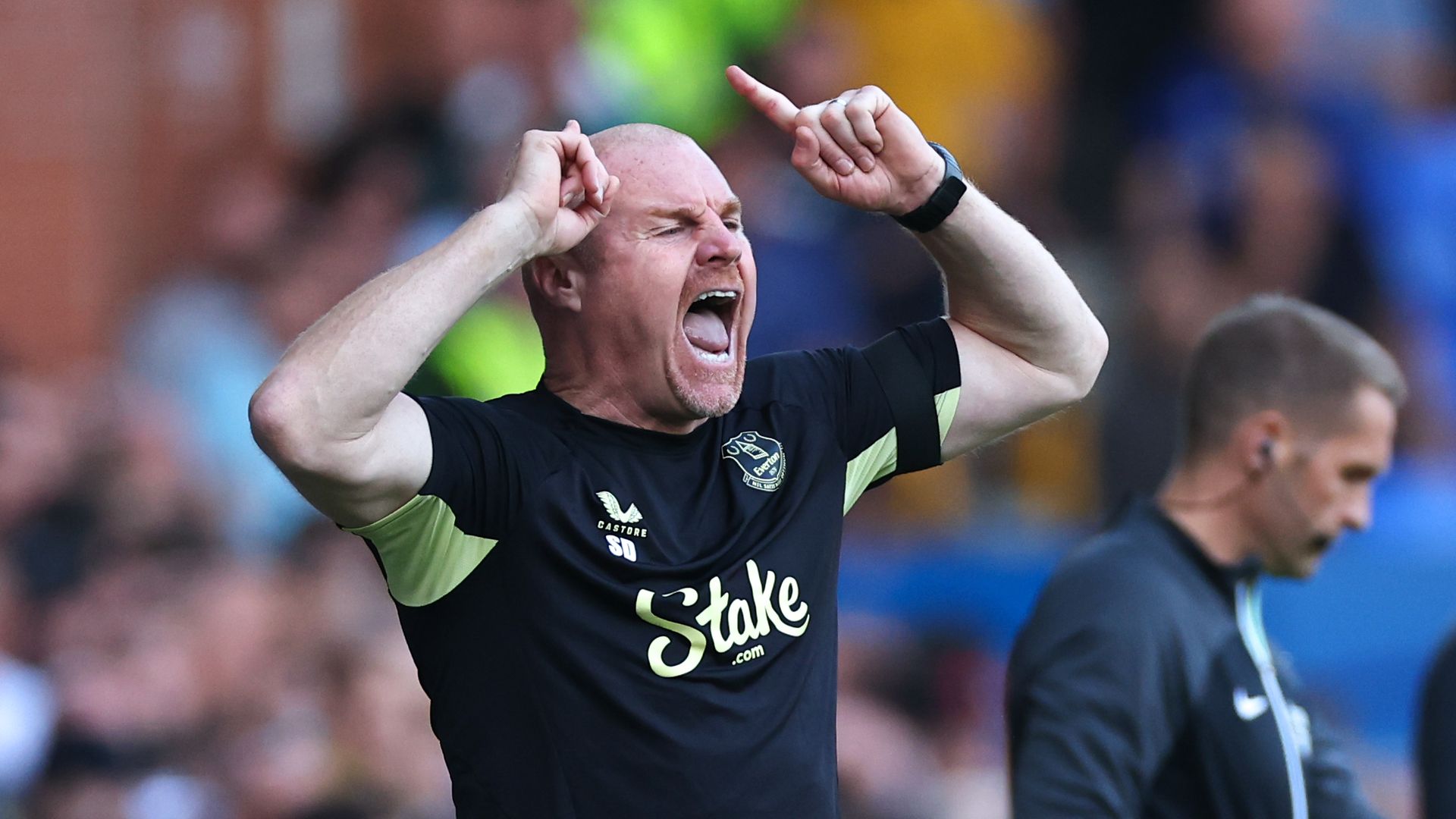 'I could smell it... this ain't right!' | How does Dyche pick Everton up?