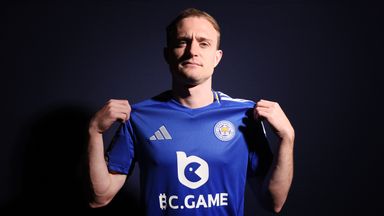 Image of Oliver Skipp has been unveiled as a Leicester player