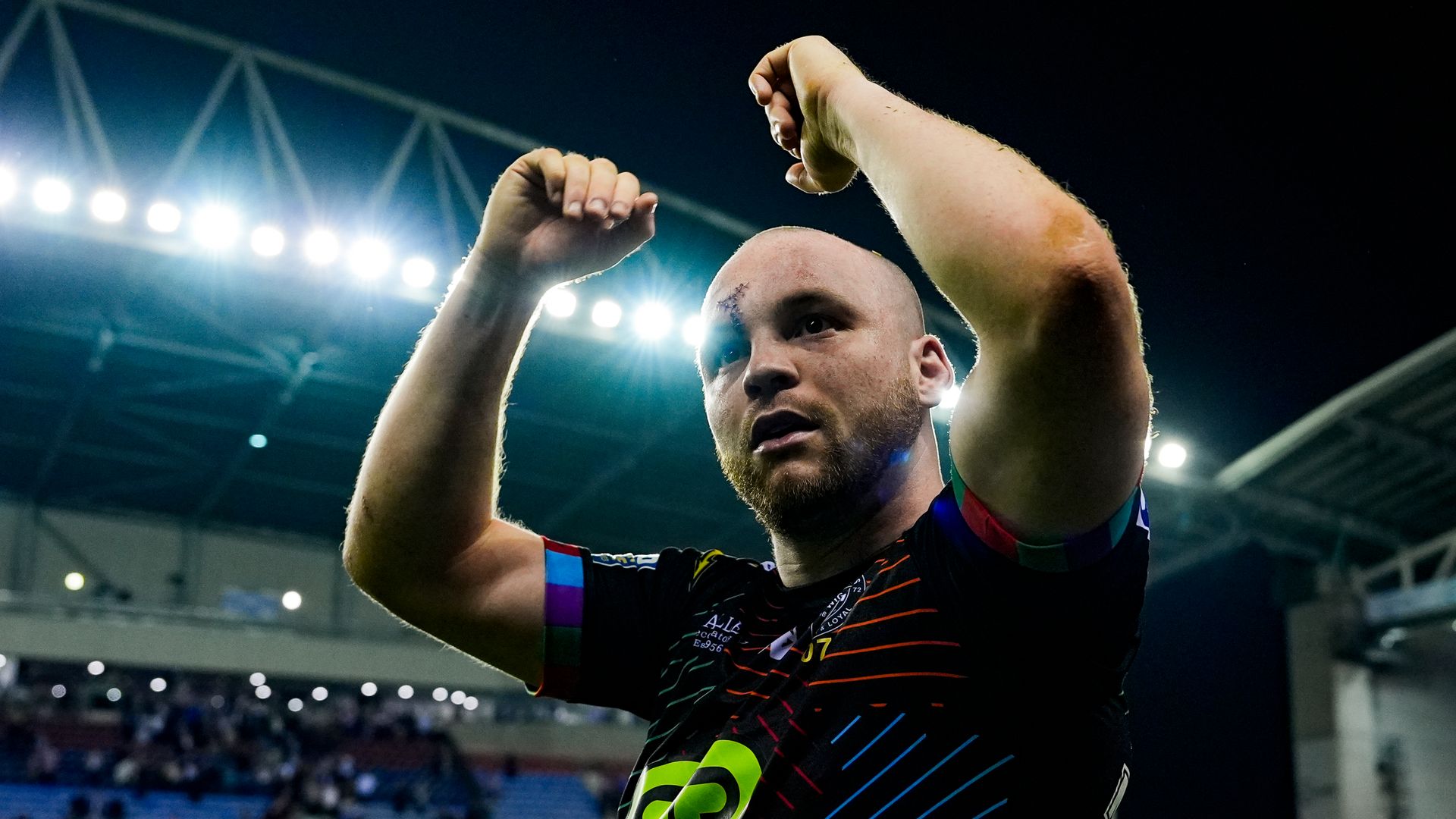 Wigan stage thrilling rally to leapfrog Hull KR at top