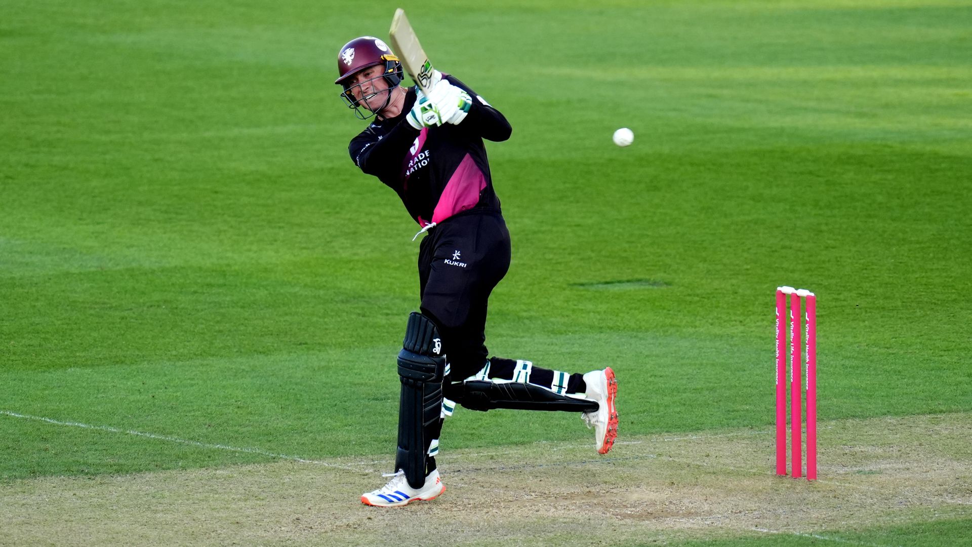 Somerset's Banton hits century in top-of-table clash against Surrey