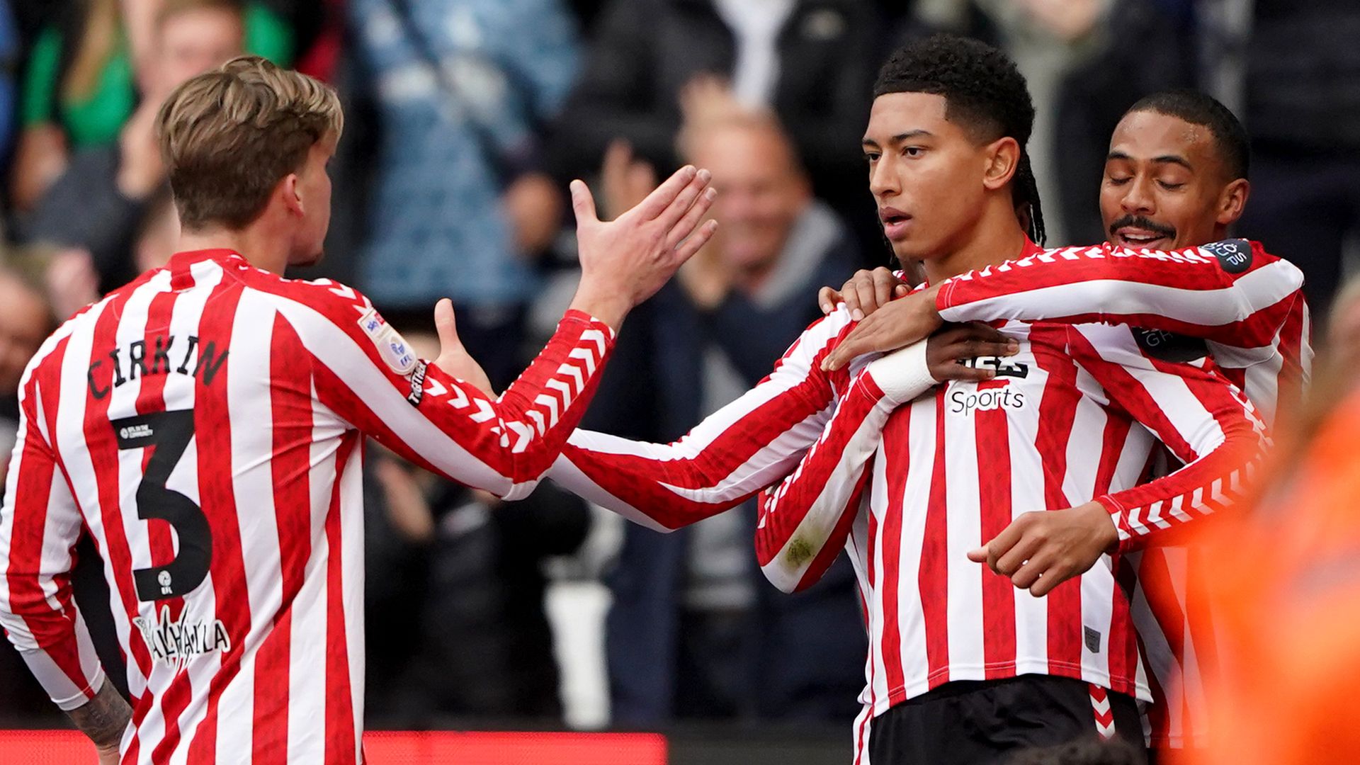 Bellingham nets as leaders Sunderland ease past Oxford