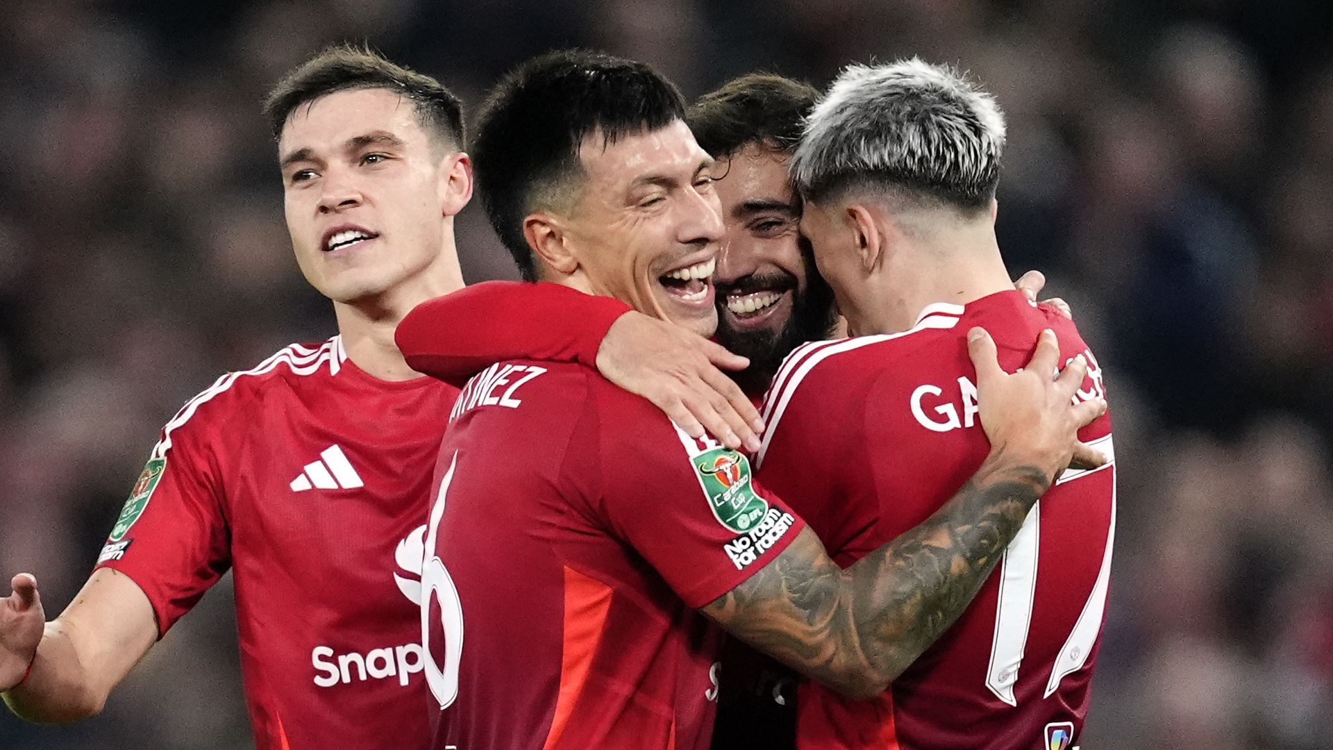 Man Utd hit five past Leicester to reach Carabao QF in Ruud's first game