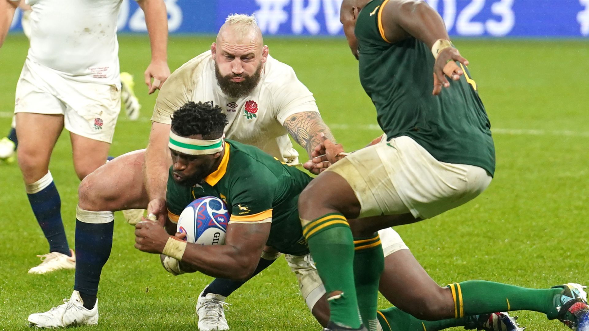 England vs South Africa 'always personal' insists Kolisi