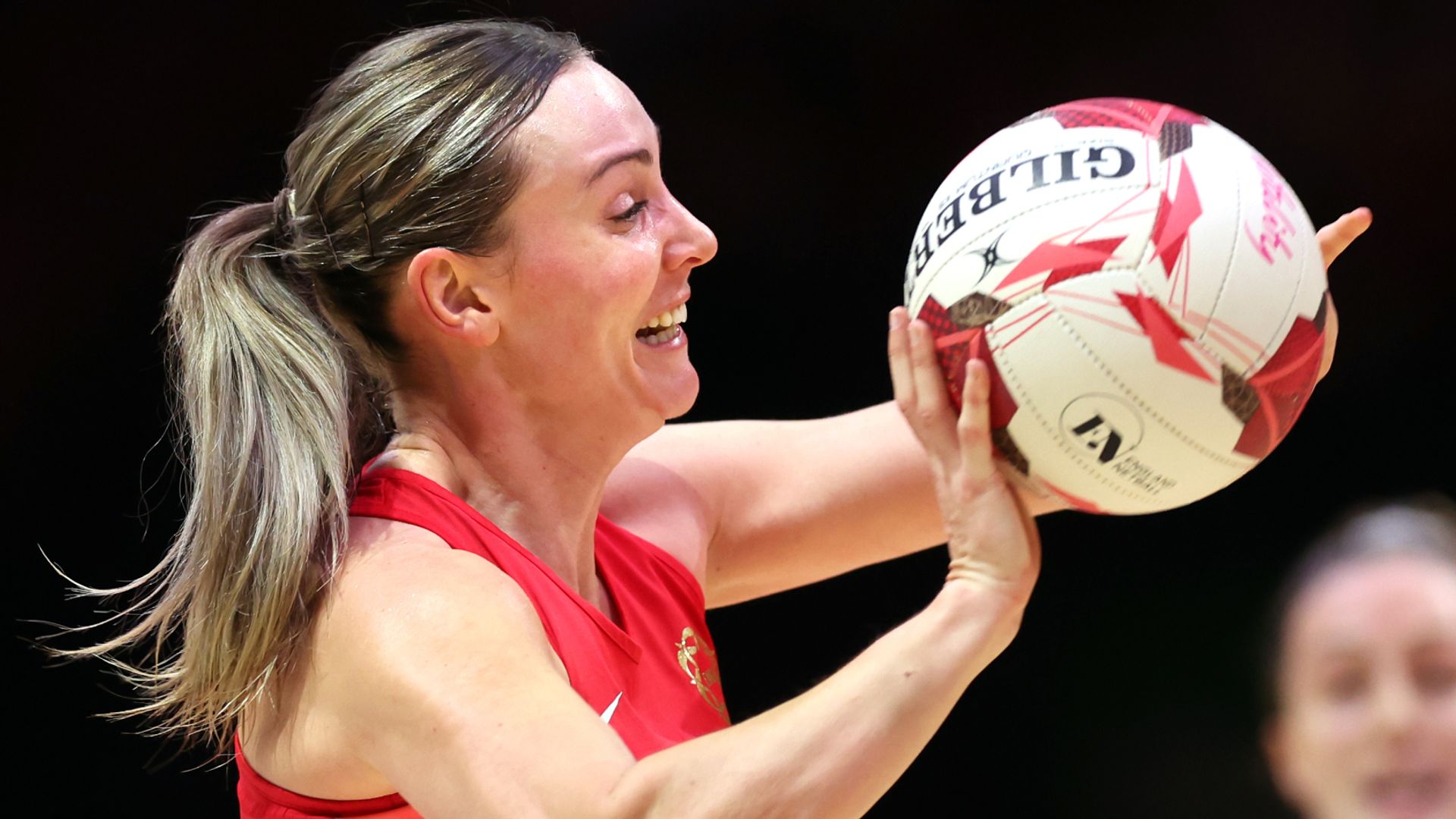 England netball co-captain Metcalf announces pregnancy