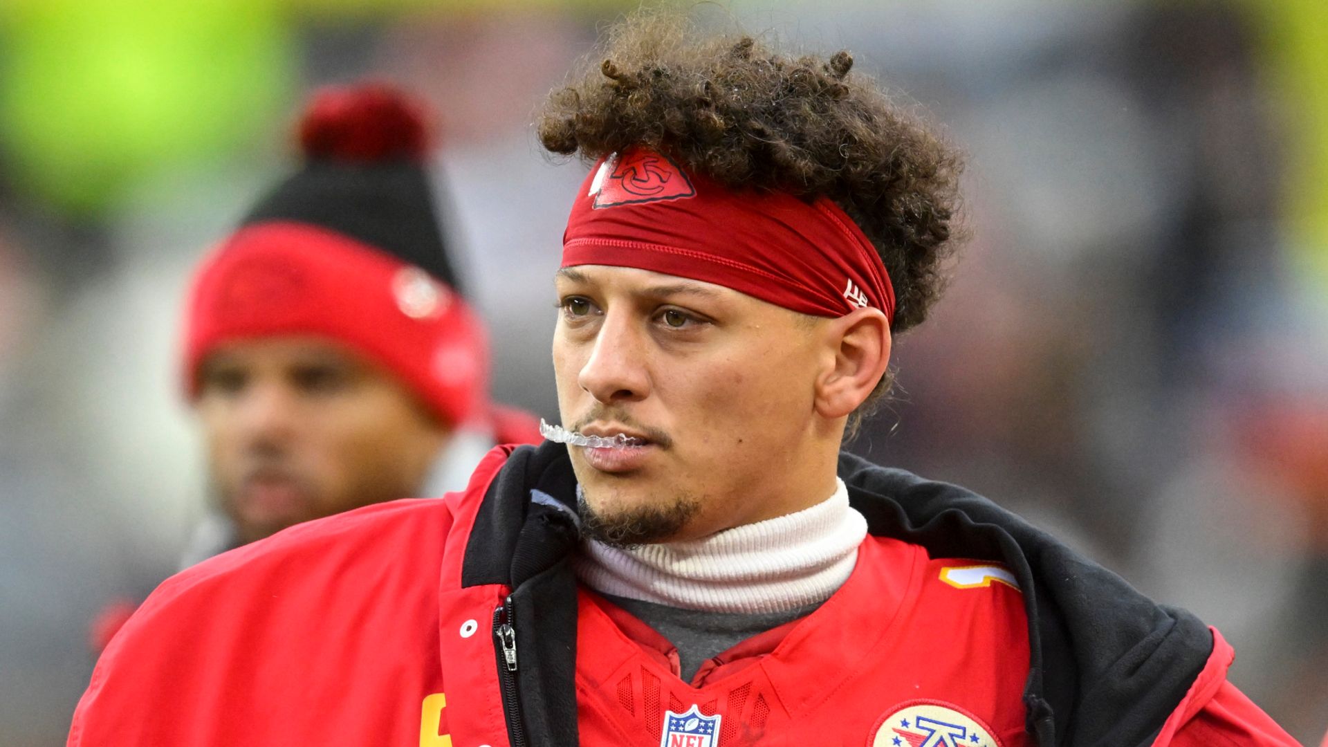 Mahomes suffers injury scare in Chiefs win