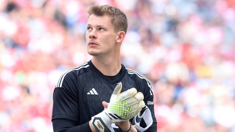 ALEXANDER NÜBEL (Torwart) - ausgeliehen an VfB Stuttgart, Vertrag bis 30.06.2029