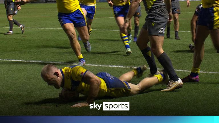 Matt Dufty expands Warrington Wolves 'lead' 