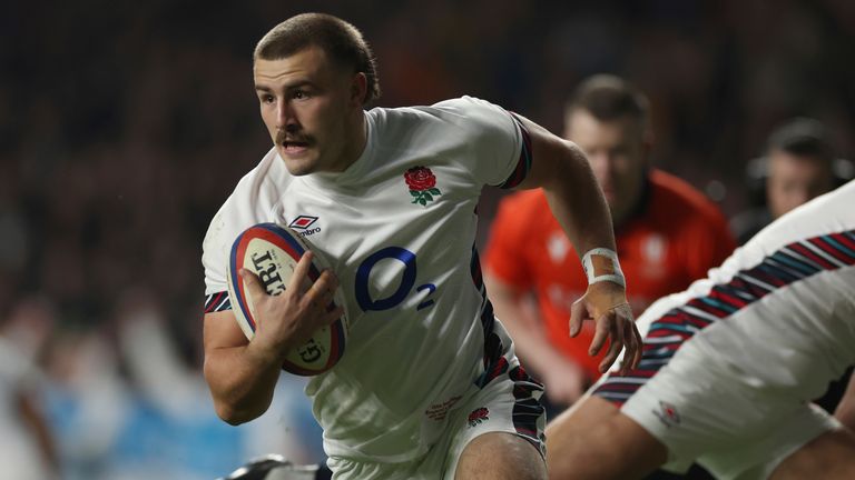 England wing Ollie Sleightholme has been dropped from the side despite scoring twice in victory over Italy on Sunday