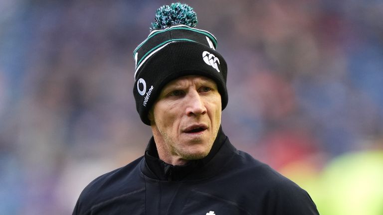 Simon Easterby adalah pelatih kepala sementara Irlandia dengan Andy Farrell pada penugasan ke dalam bahasa Inggris dan Irlandia