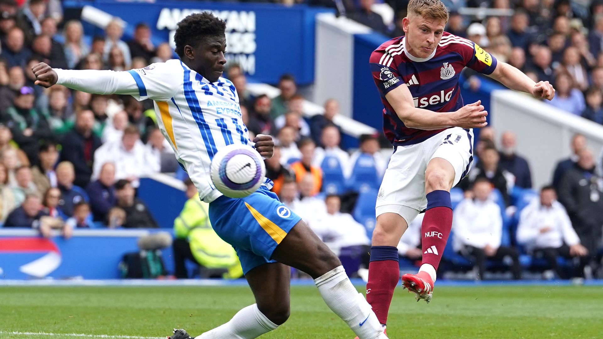Isak earns Newcastle draw at Brighton after THIRD penalty award LIVE! 