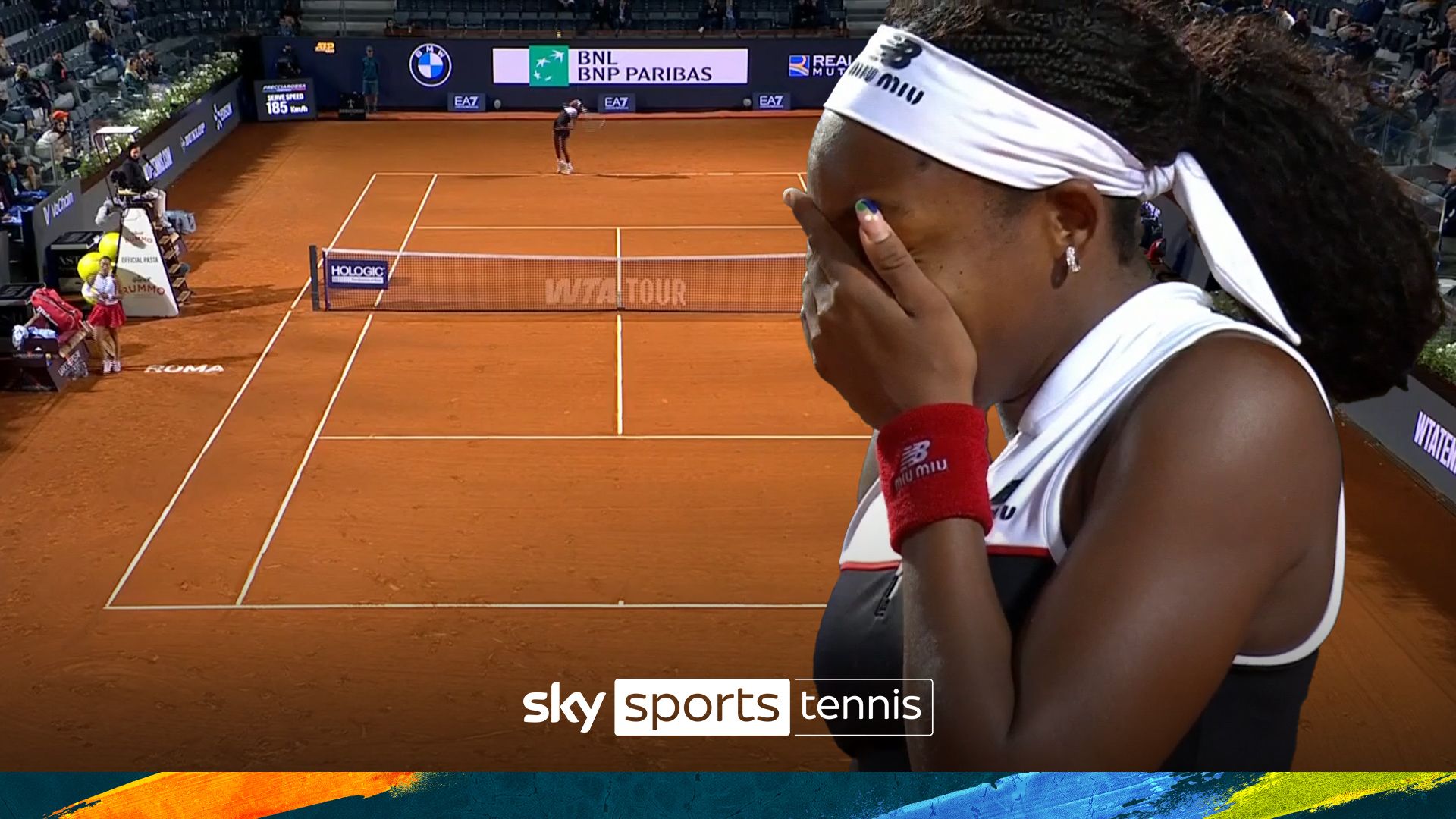 'Can't believe that!' | Gauff smashes serve on EMPTY court while opponent changes racket!