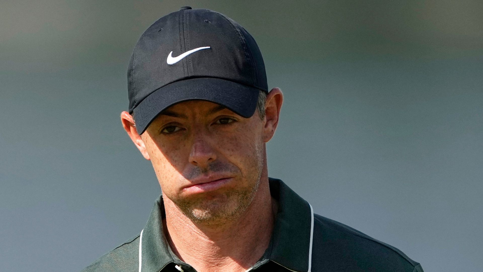 Vegas charges into major lead as Donald impresses and McIlroy struggles
