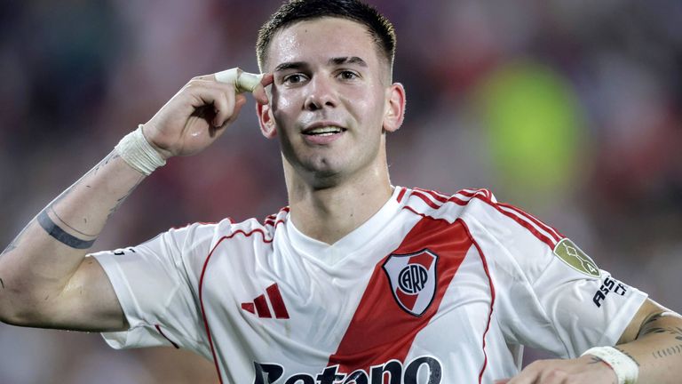 Offiziell: Real Madrid verpflichtet Franco Mastantuono von River Plate. 