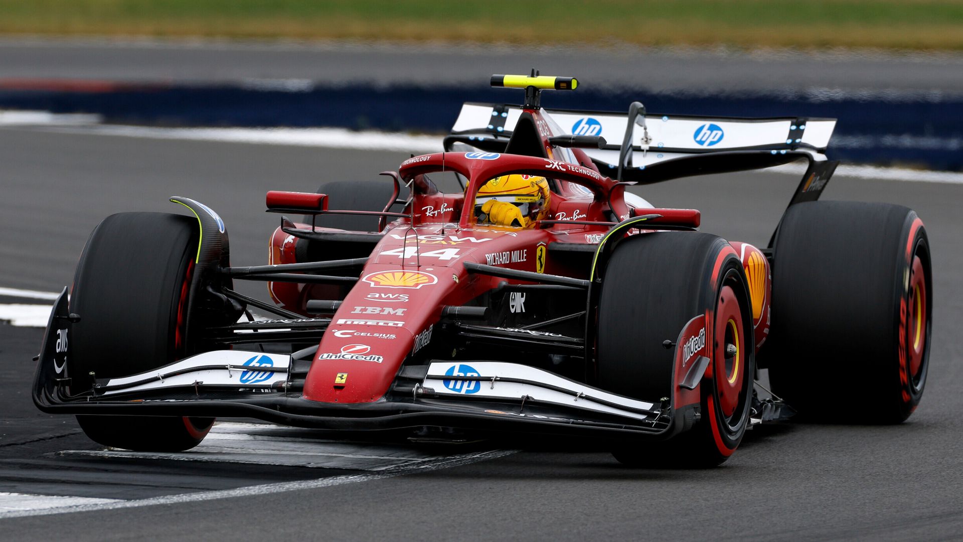 Hamilton: I want my DNA in 2026 Ferrari design