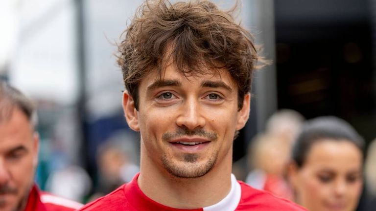 Charles Leclerc hat bei Ferrari bis mindestens 2026 verlängert.