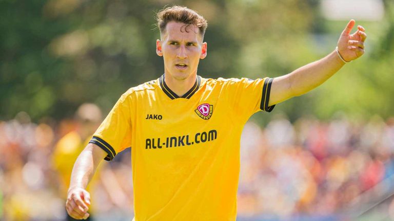 Dynamo Dresden: 84,99€ + 9,99€ Spielername + 4,99€ Liga-LOGO - Gesamtpreis: 99,97€