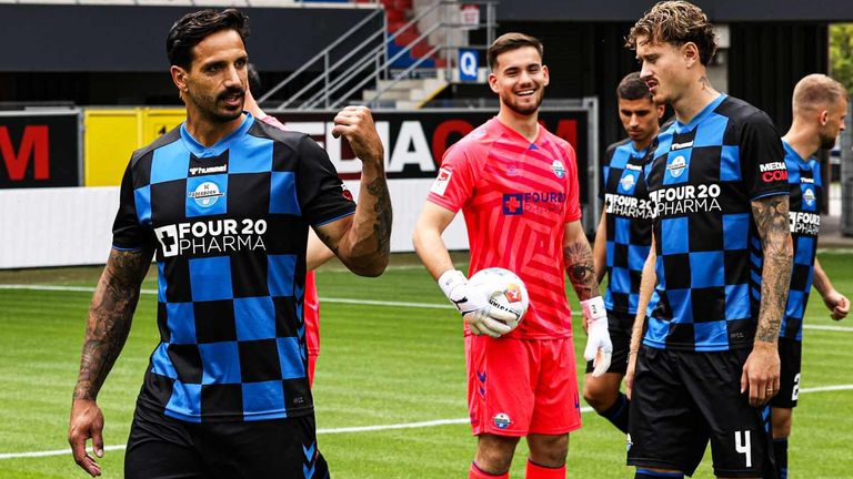 SC Paderborn: 79,95€ + 12,50€ Spielername + 2,50€ DFB-/Liga-Logo - Gesamtpreis: 94,95€