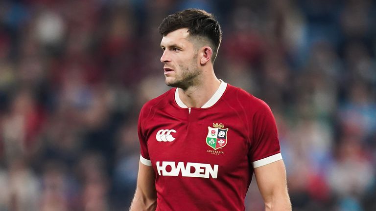 Blair Kinghorn has recovered from his knee injury to start at full-back 