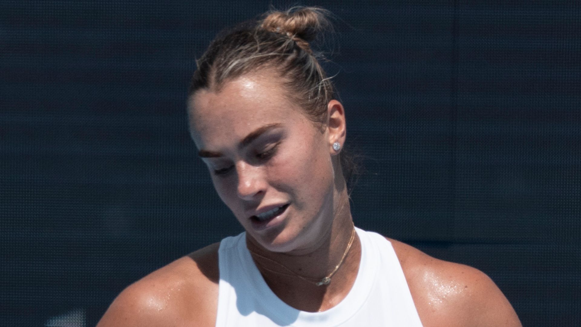 Rybakina stuns Sabalenka in Cincinnati to set up Swiatek semi-final