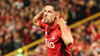 Aberdeen's Ester Sokler celebrates as he scores to make it 2-2 against FCSB