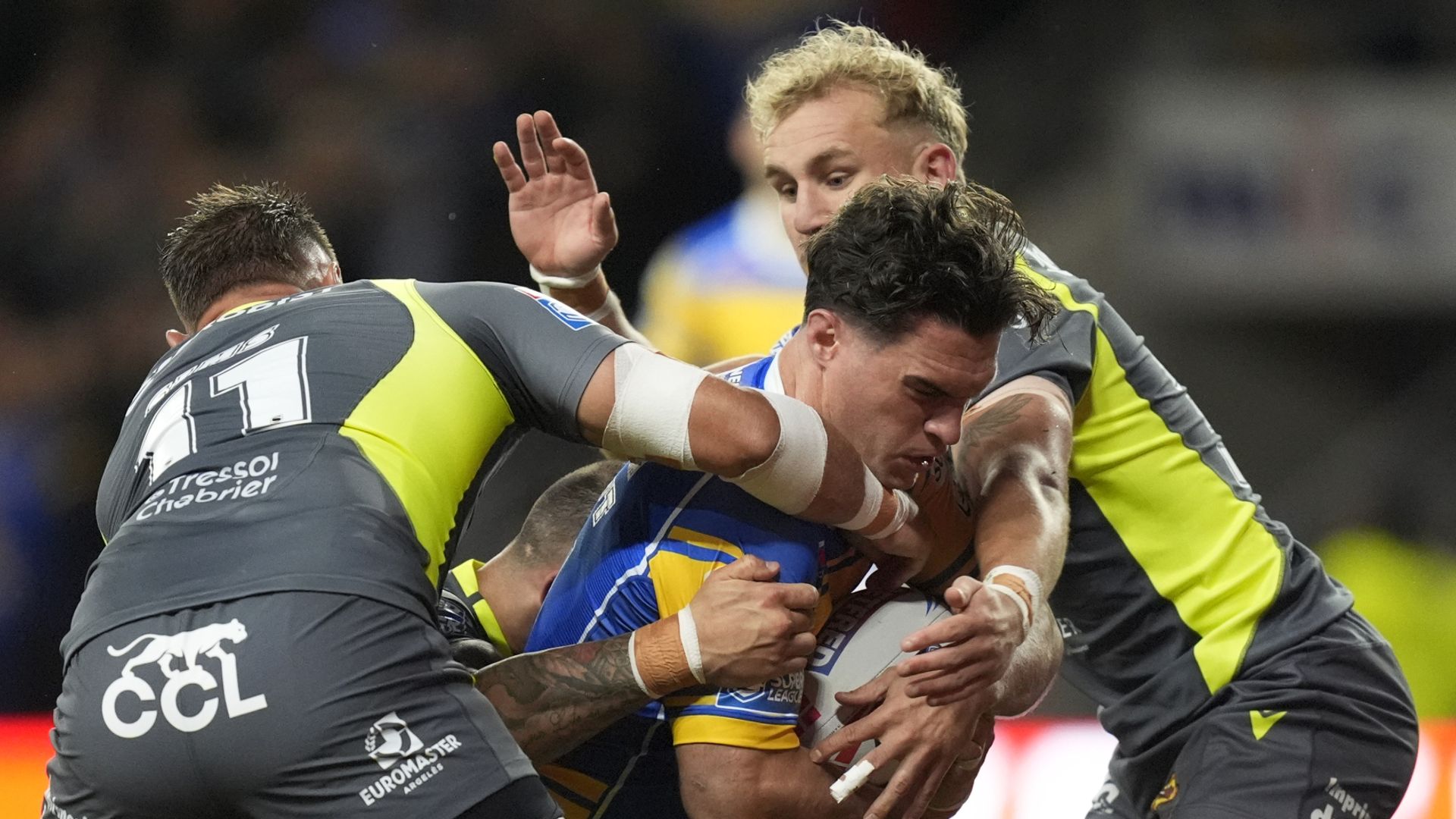 Leeds Rhinos vs Catalans Dragons latest score