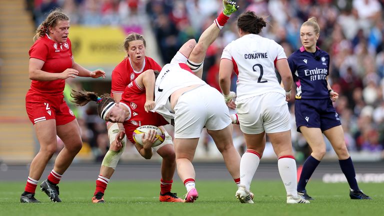 Hannah Botterman was sin-binned for a poor tip-tackle, allowing Canada back into the contest, but they failed to take their chances