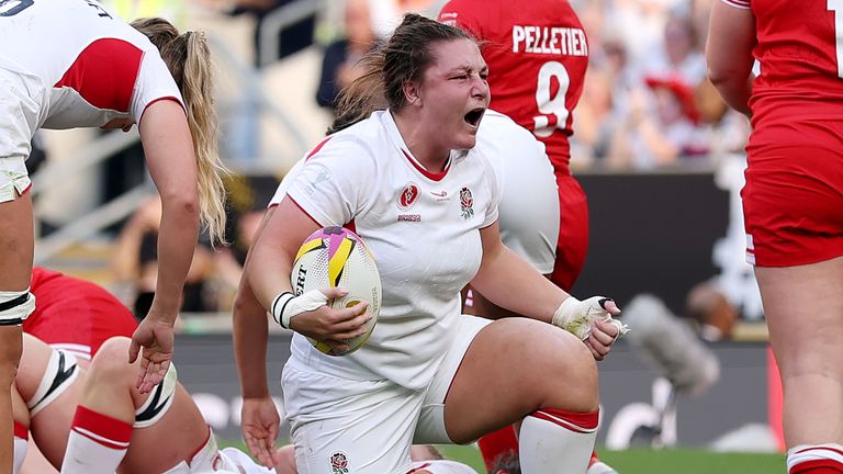 England's Amy Cokayne scored their second just when Canada looked to have kept the rolling maul out