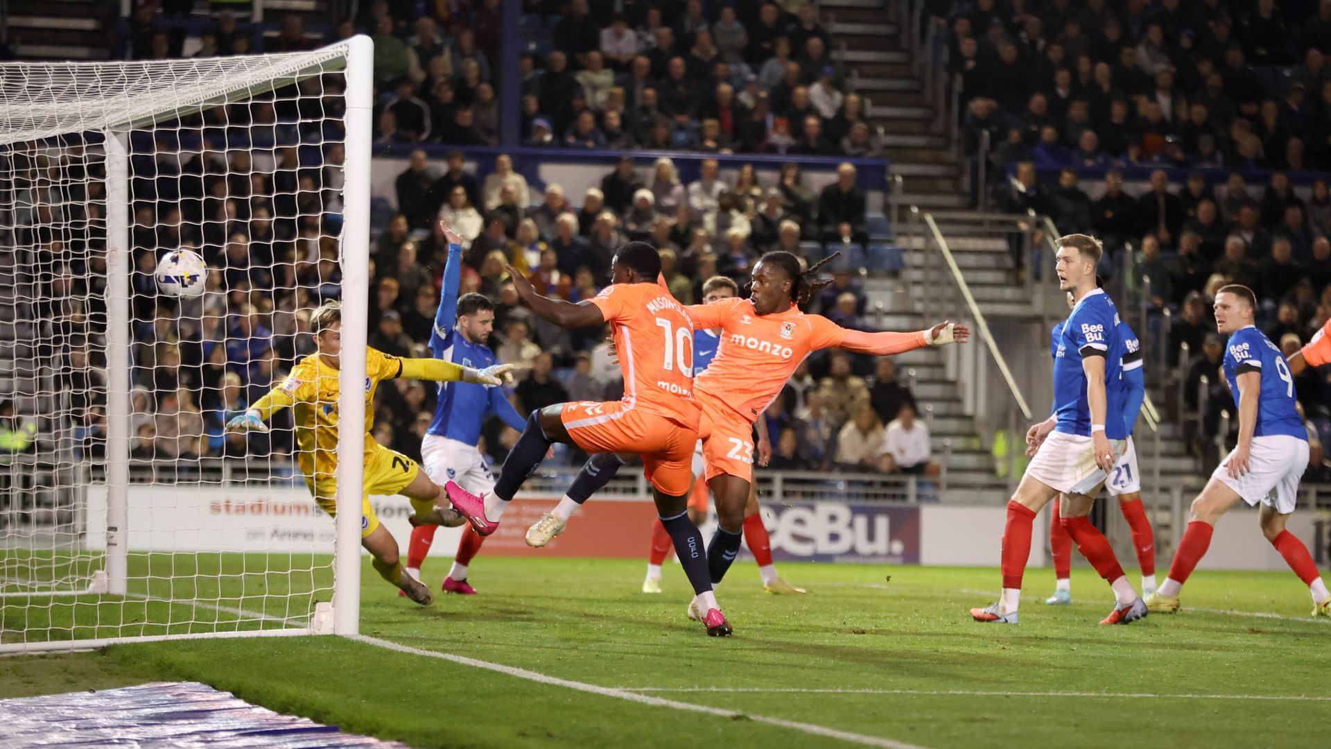 Lampard's Coventry extend lead at top of Championship