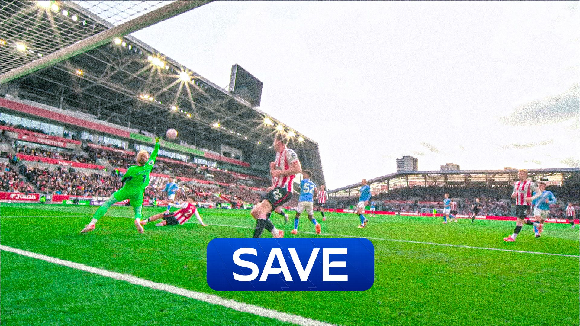 'What a reaction!' | Kelleher denies Reijnders with brilliant save