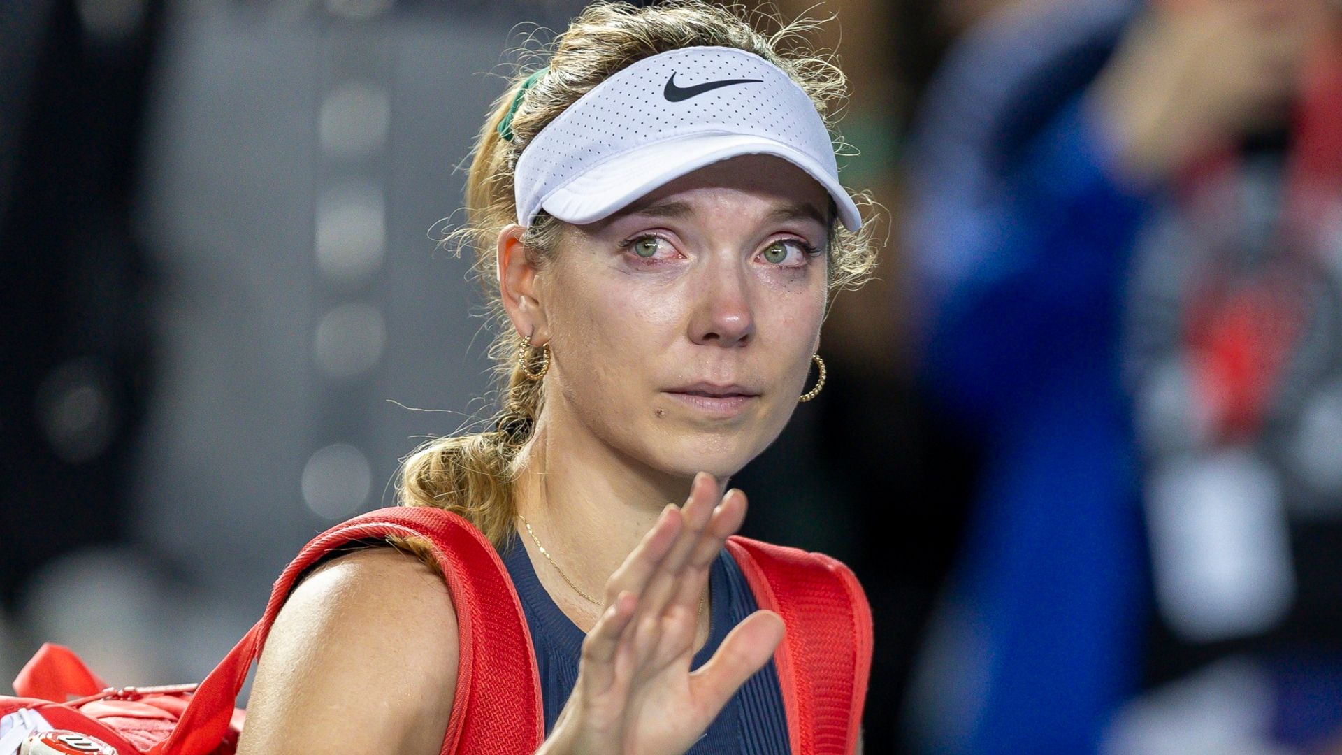 Tearful Boutler retires from Hong Kong Open due to injury