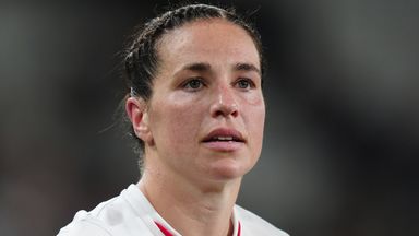 Emily Scarratt has announced her retirement from all levels of rugby 