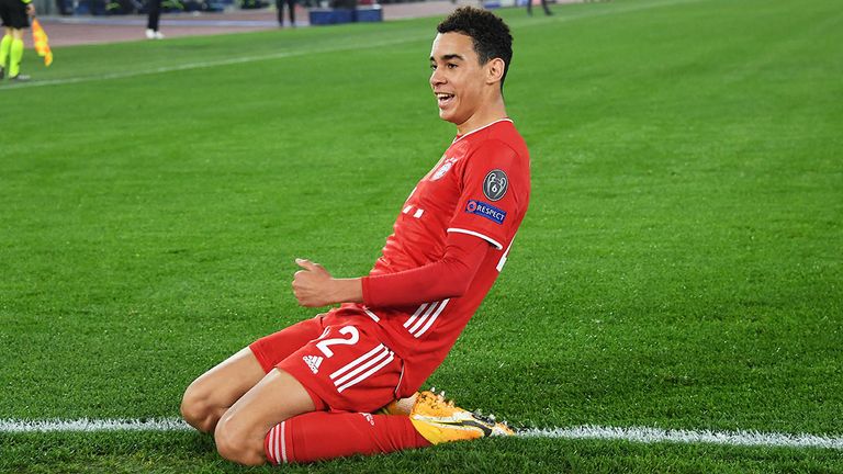 2. JAMAL MUSIALA trifft am 23. Februar 2021 im Achtelfinale für den FC Bayern gegen Lazio Rom im Alter von 17 Jahren und 363 Tagen.