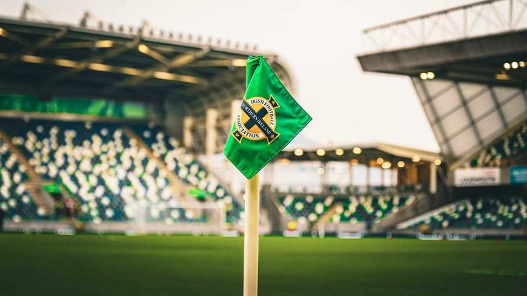 Der Windsor Park in Belfast ist Nordirlands Heimspielstätte.