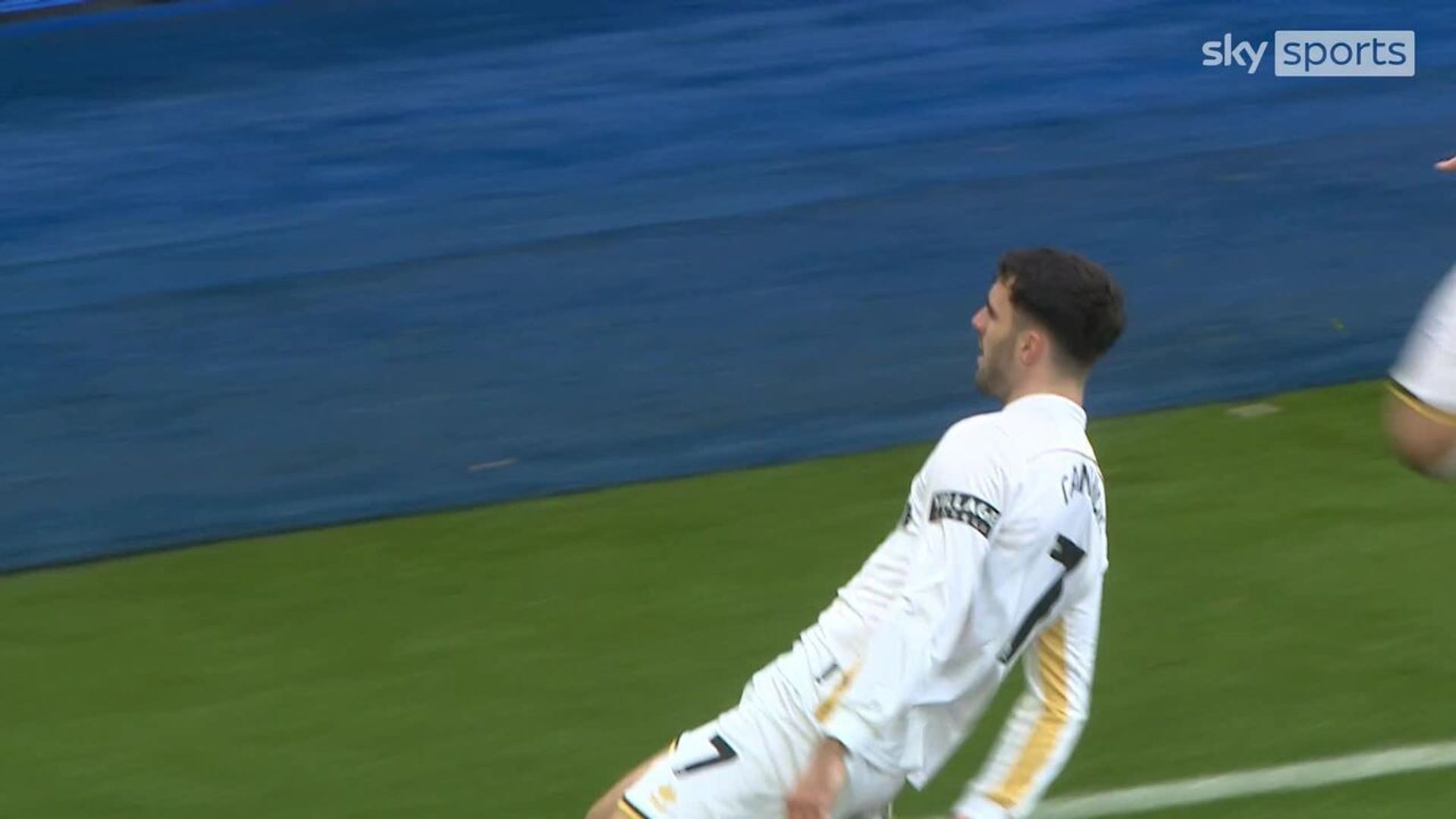 What a start! Sheff Utd hit Leicester with two goals in 4 mins!!