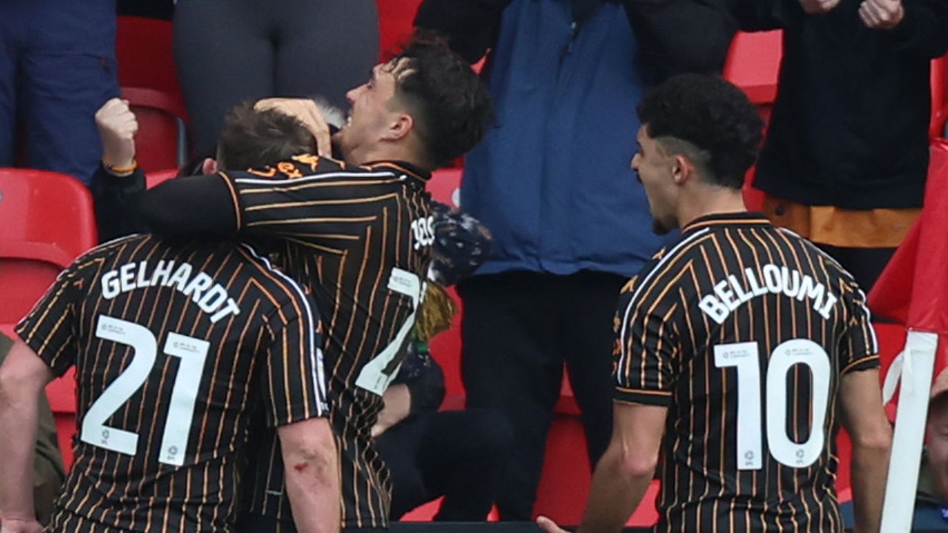 Gelhardt strikes late as Hull hit back to win at Stoke