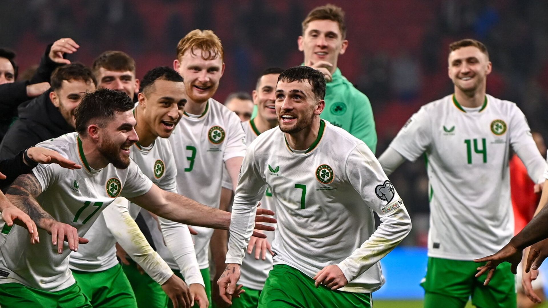Republic of Ireland seal World Cup qualifying play-off with late winner vs Hungary