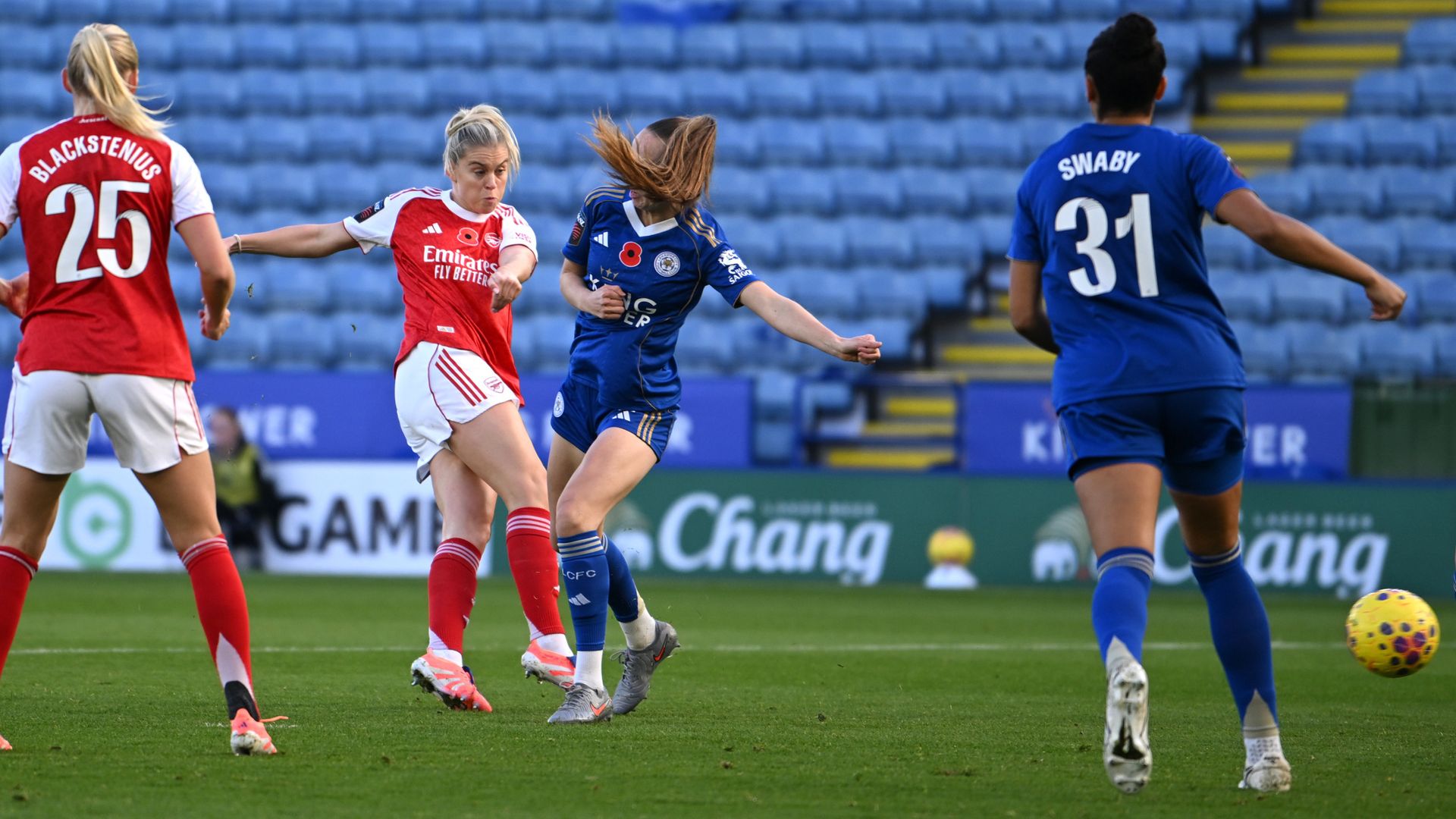 WSL: Arsenal vs Chelsea LIVE!