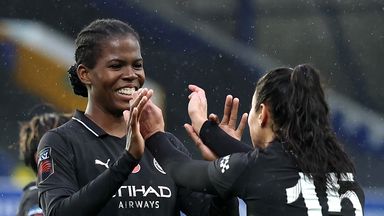 Khadija 'Bunny' Shaw scored Man City's winner at Everton to send them top of the WSL