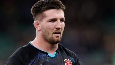 England's Curry has been labelled 'a bully' and accused of 'smacking' Argentina head coach Felipe Contepomi