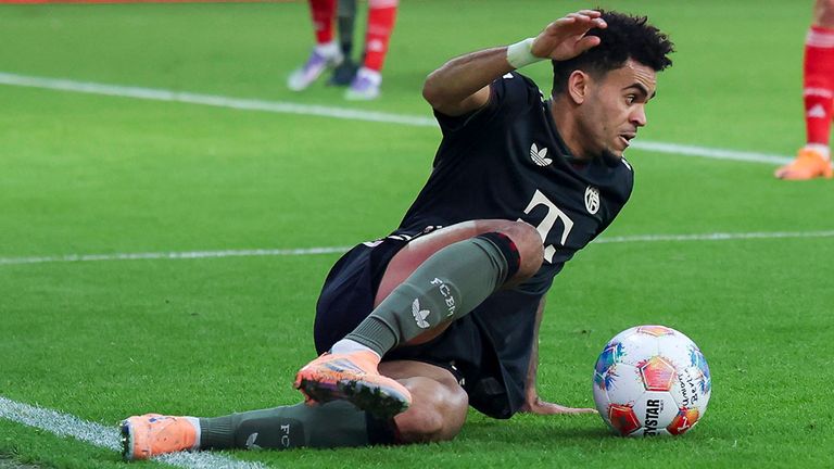 Bayern-Star Luis Diaz hatte in der Champions League gegen Paris Saint-Germain die Rote Karte gesehen.