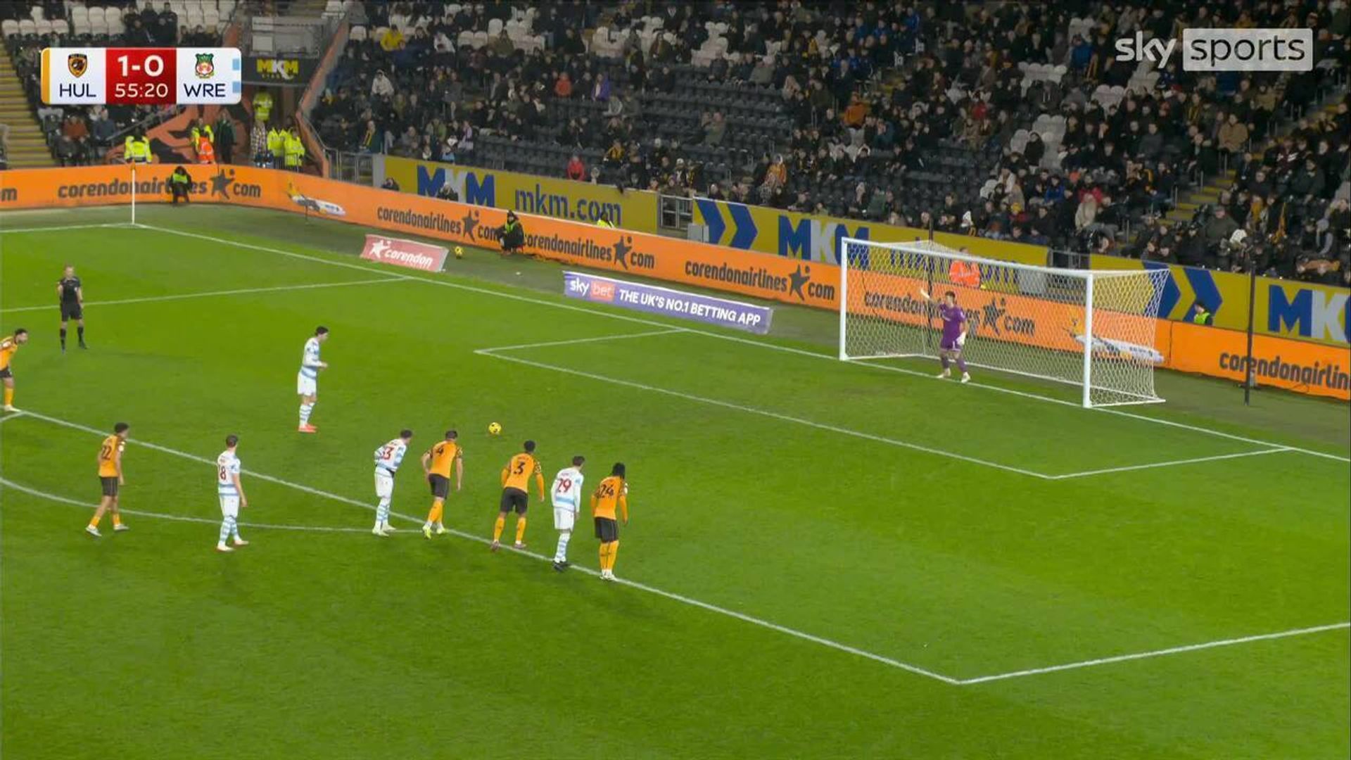 Penalty saved! Pandur saves Moore spot kick to maintain Hull lead