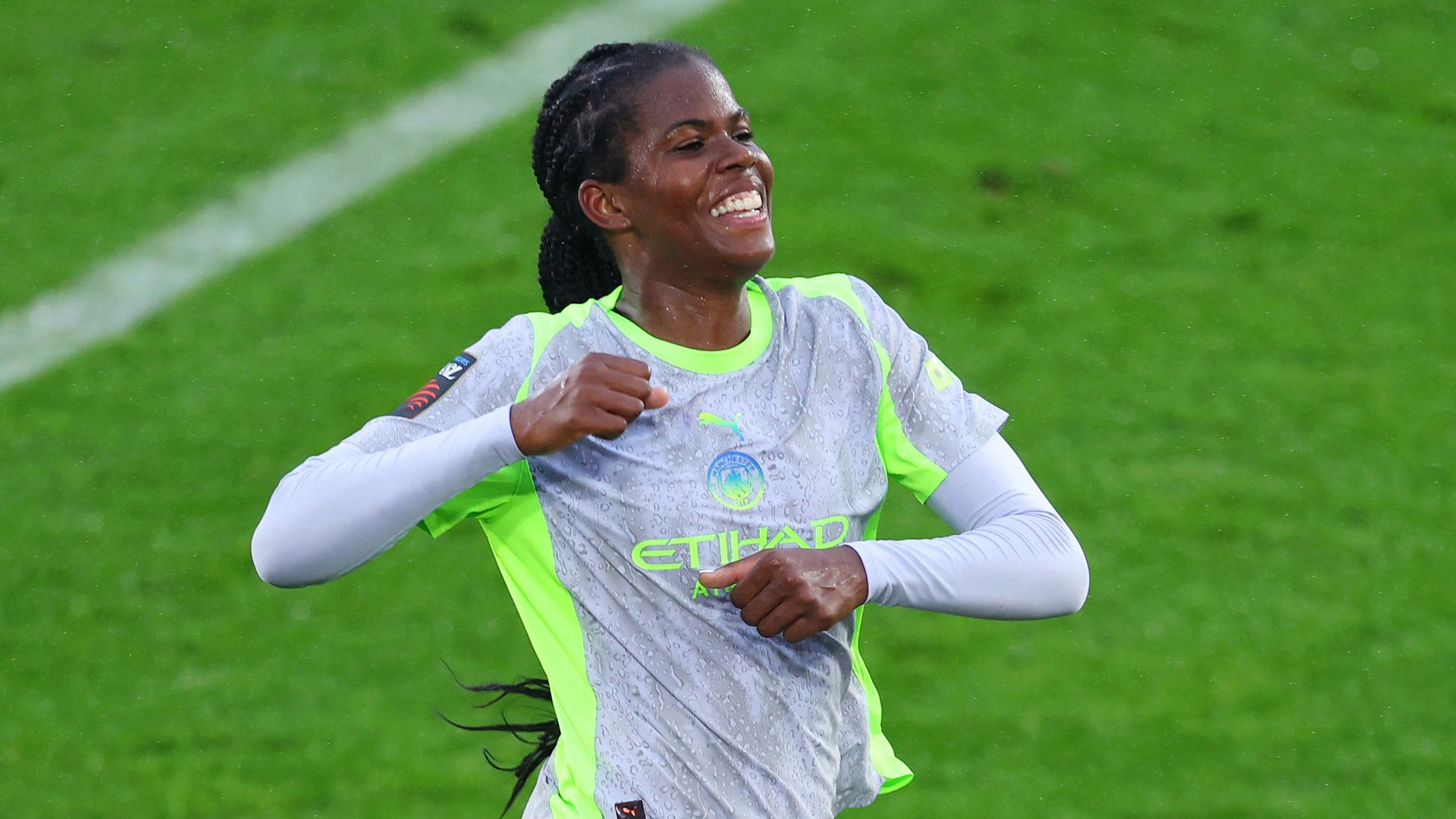 WSL: Man City, Man Utd win; Chelsea face Everton LIVE!